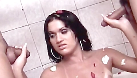 Hairy shemale in a threesome is getting fucked in her pussy