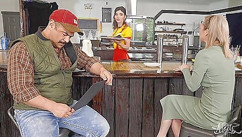 Latina waitress gets fucked in front of the camera