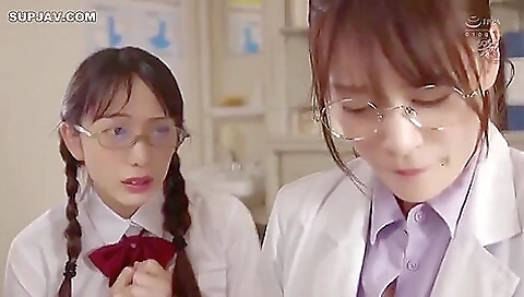 Japanese teen has a big ass and beautiful big tits