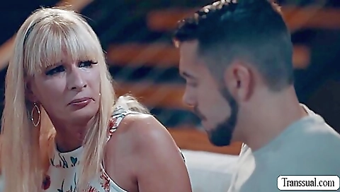 Blonde step mom sucks a dick and gets her anus fucked